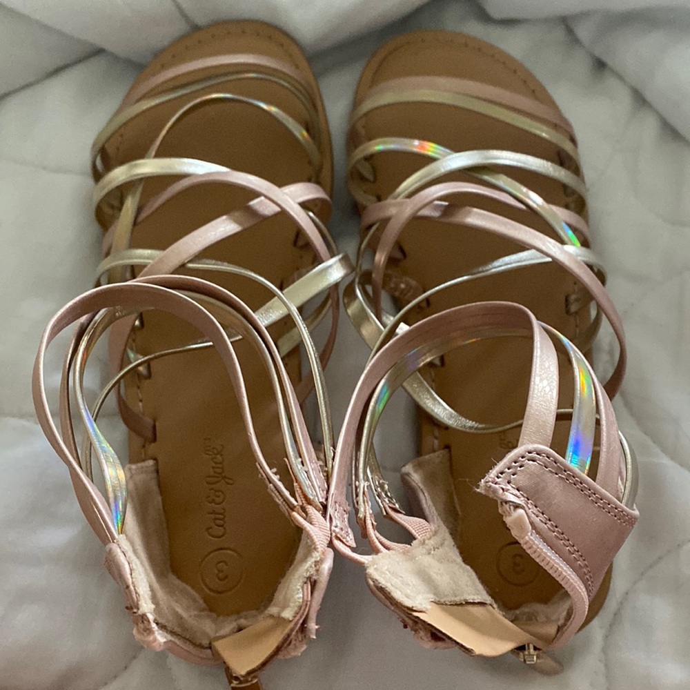 Kids sandals